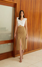 LA EXPLORADORA SKIRT IN KHAKI - No Pise La Grama Web