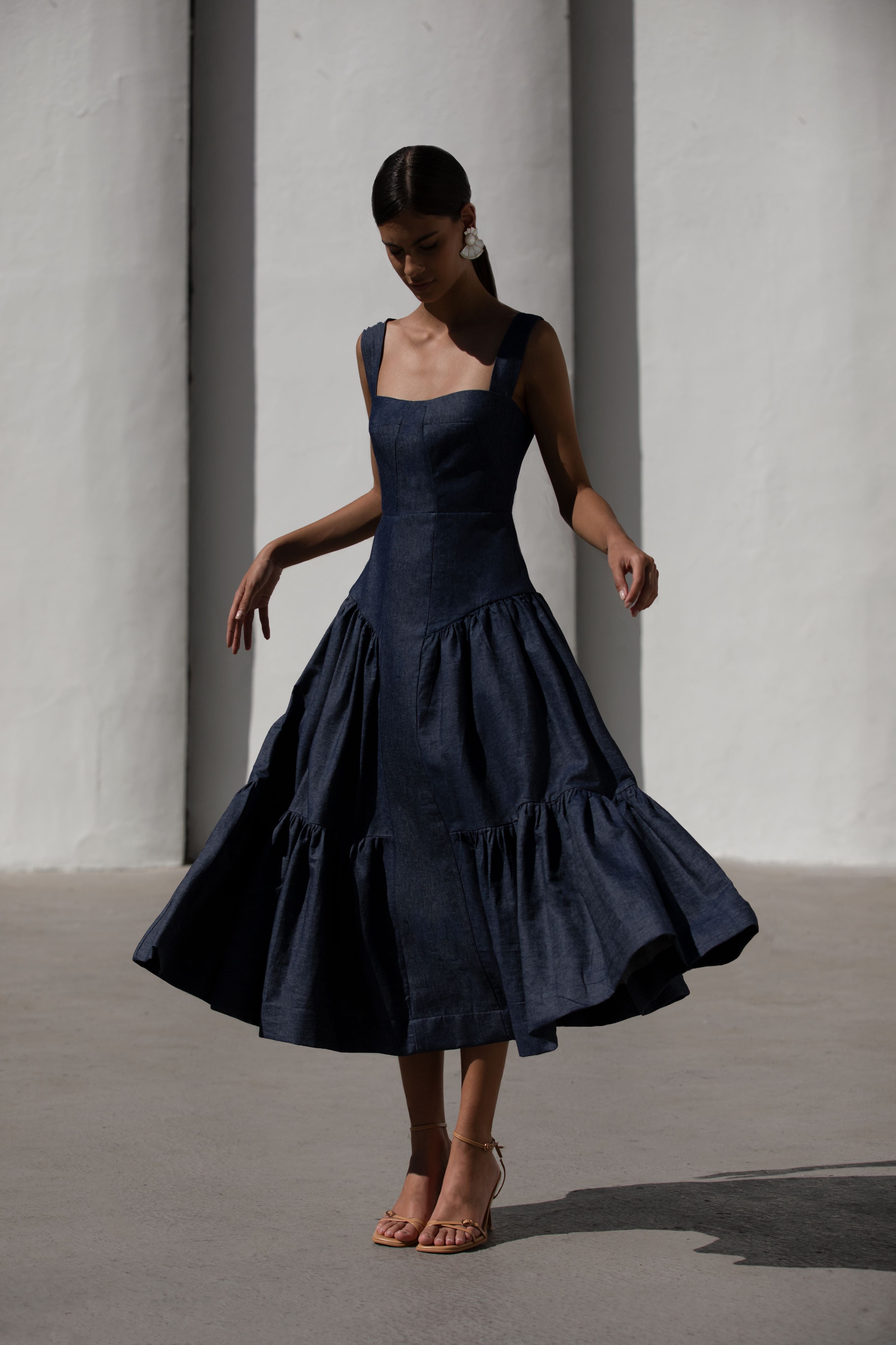 CARACAS DRESS IN DENIM