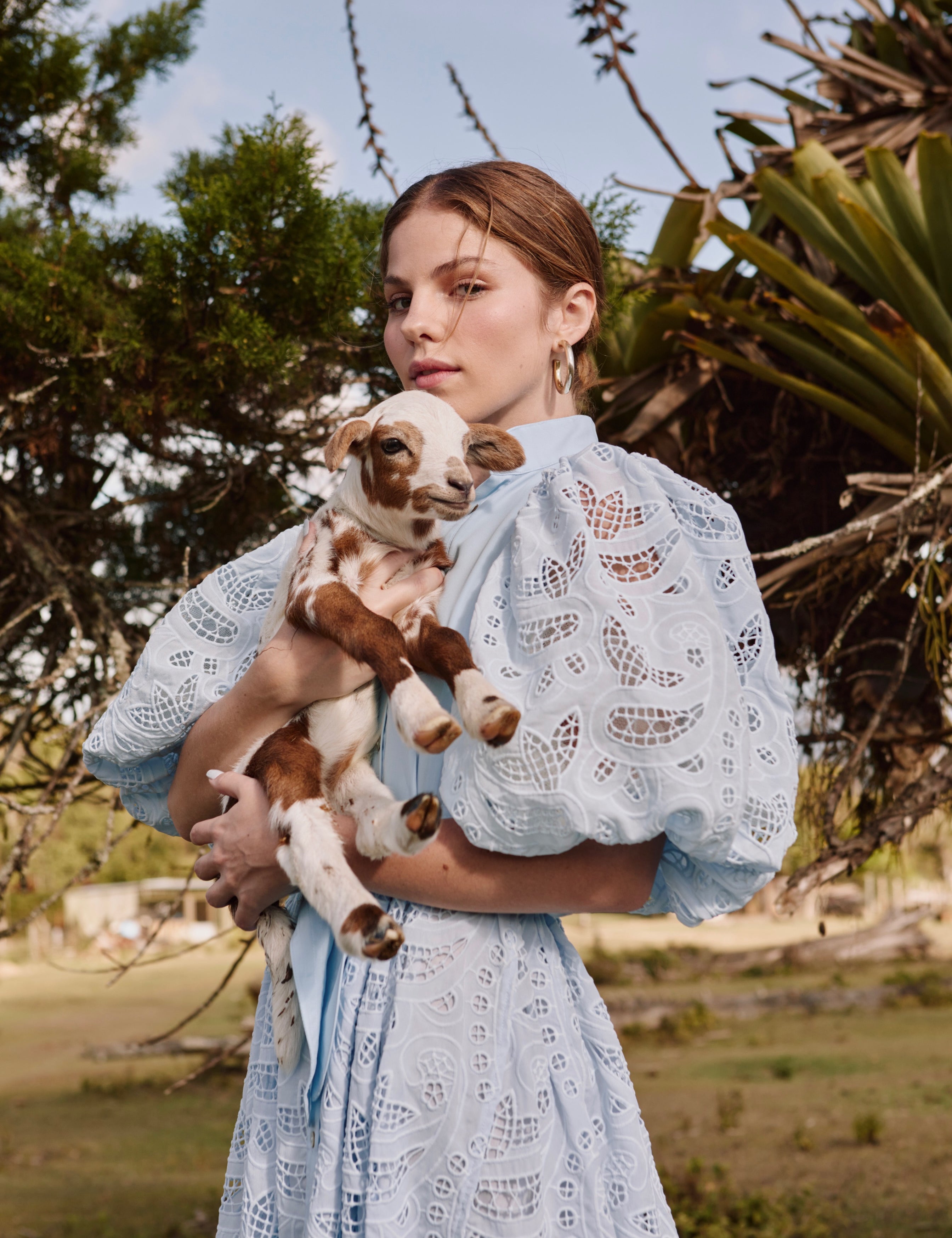 BROMELIA DRESS IN LIGHT BLUE EYELET - No Pise La Grama Web
