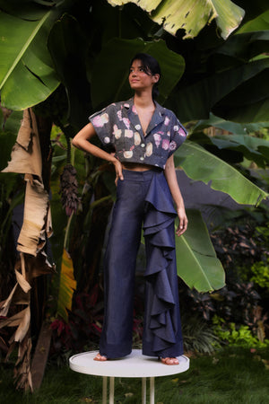 GUAYABA CROP TOP IN CONCHITAS IN BLACK PRINT