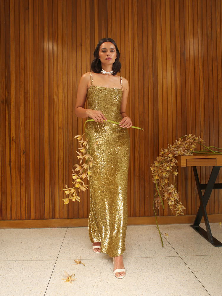 
            
                Load image into Gallery viewer, LUCIERNAGA DRESS IN GOLD SEQUINS
            
        