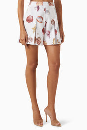 PERLA SHORT IN CONCHITAS IN WHITE PRINT