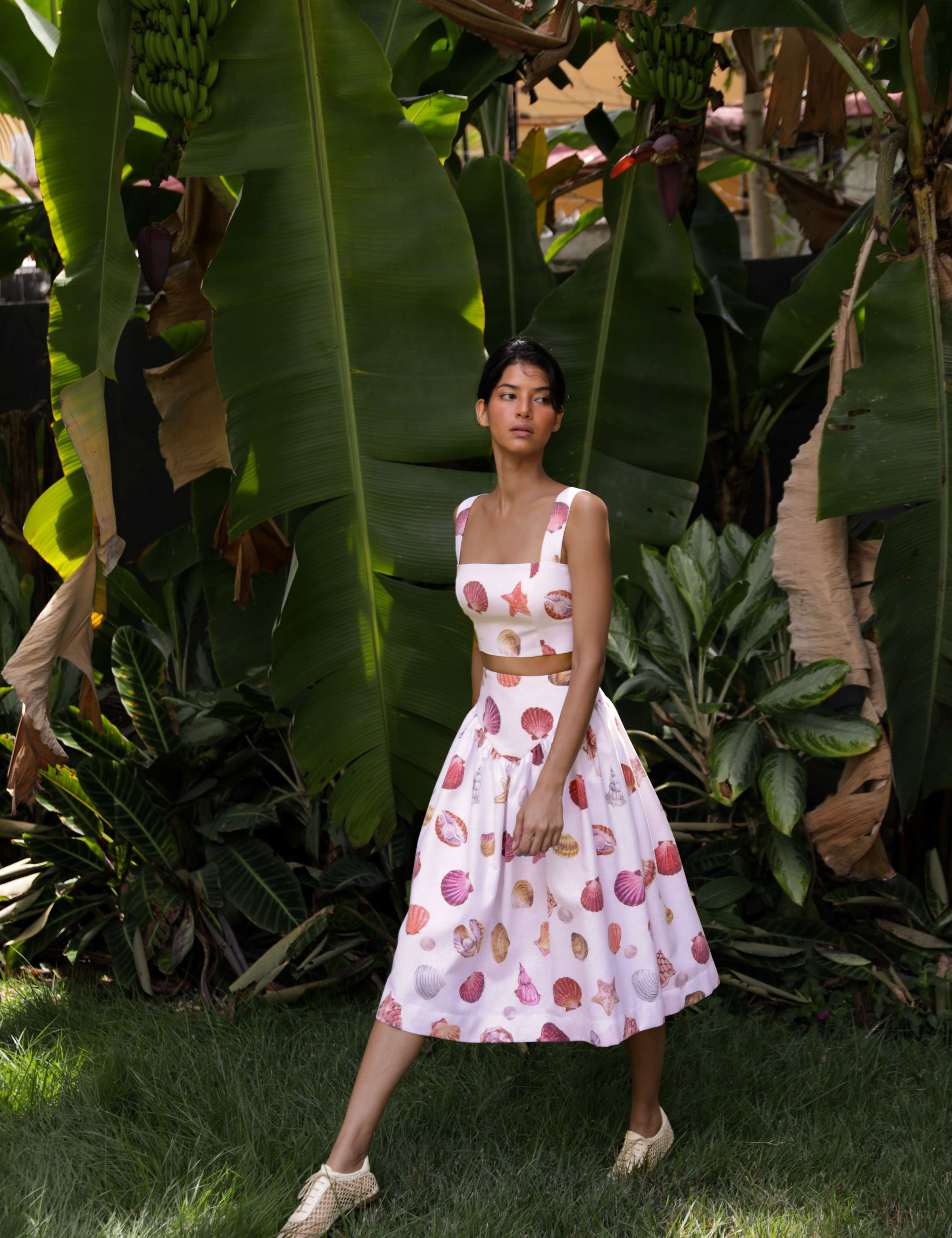 Sotavento_top_and_midi_skirt_in_conchitas_white_print_1.jpg