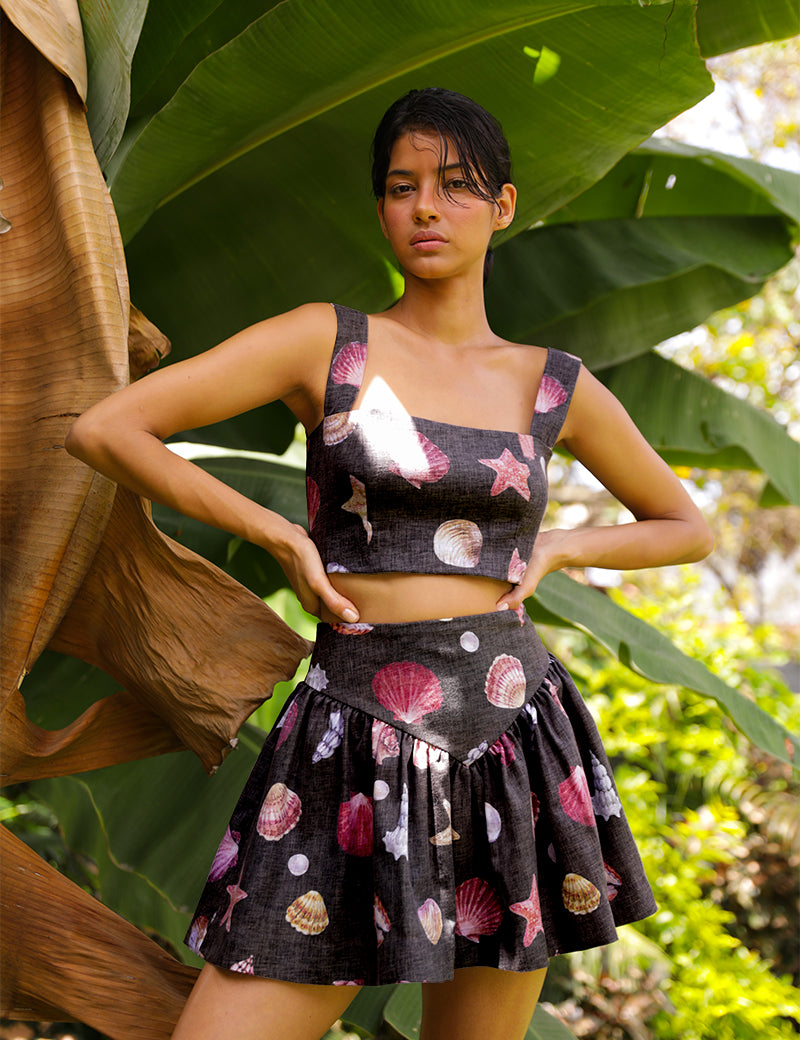 Sotavento_top_y_sotavento_mini_skirt_in_conchitas_black_print_2.jpg