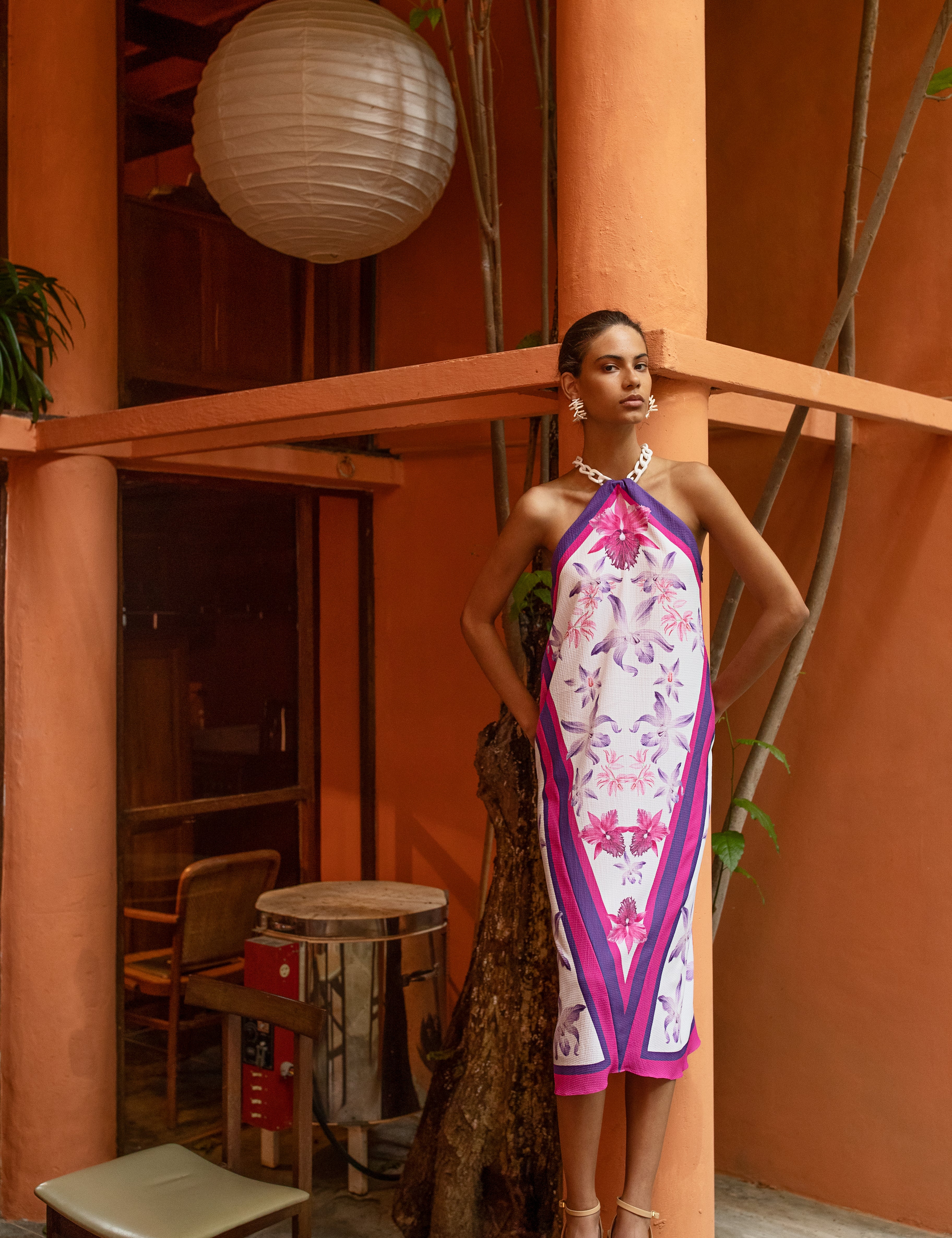 DREAMY SCARF DRESS IN WHITE ORQUIDEA PRINT - No Pise La Grama Web