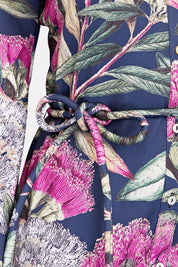 LA SELVA DRESS IN AMOR MIO PRINT IN NAVY - No Pise La Grama Web