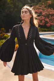 CARTA Y LETRA DRESS EYELET IN BLACK EYELET - No Pise La Grama Web