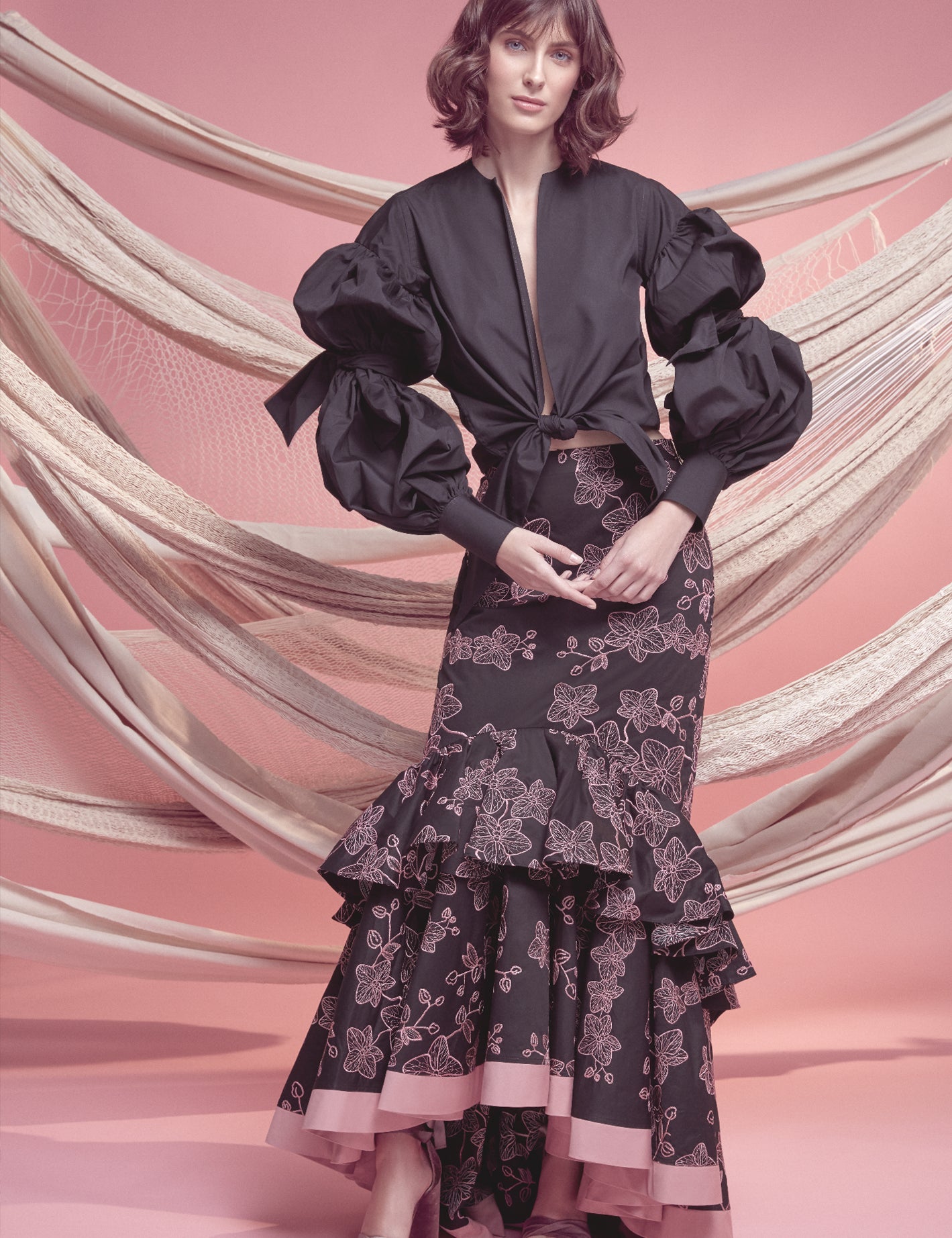 FLORA SKIRT IN BLACK WITH PINK ORCHID EMBROIDERY - No Pise La Grama Web